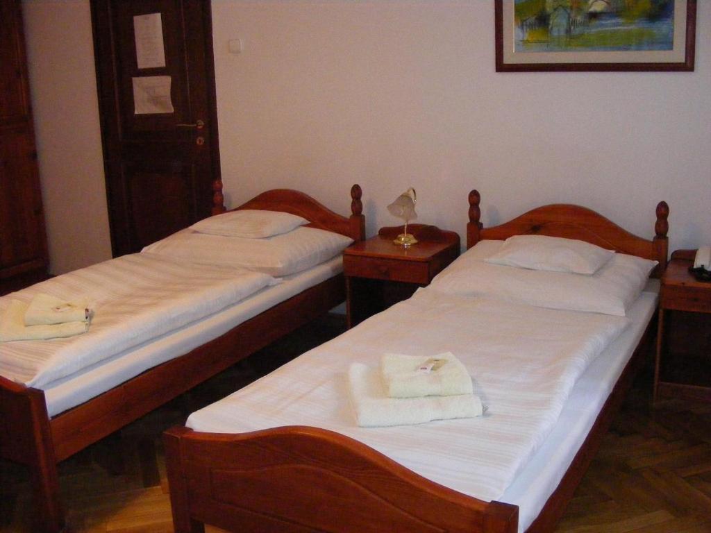 Hotel Fama Hódmezővásárhely Cameră foto